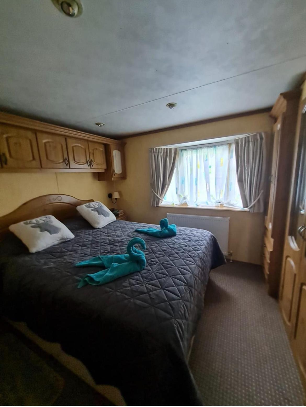 Spacious Luxury Escape With Sea Views And Pet Friendly At Clarach Bay Aberystwyth Bagian luar foto