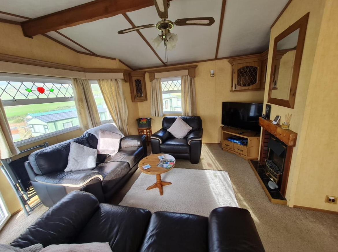 Spacious Luxury Escape With Sea Views And Pet Friendly At Clarach Bay Aberystwyth Bagian luar foto