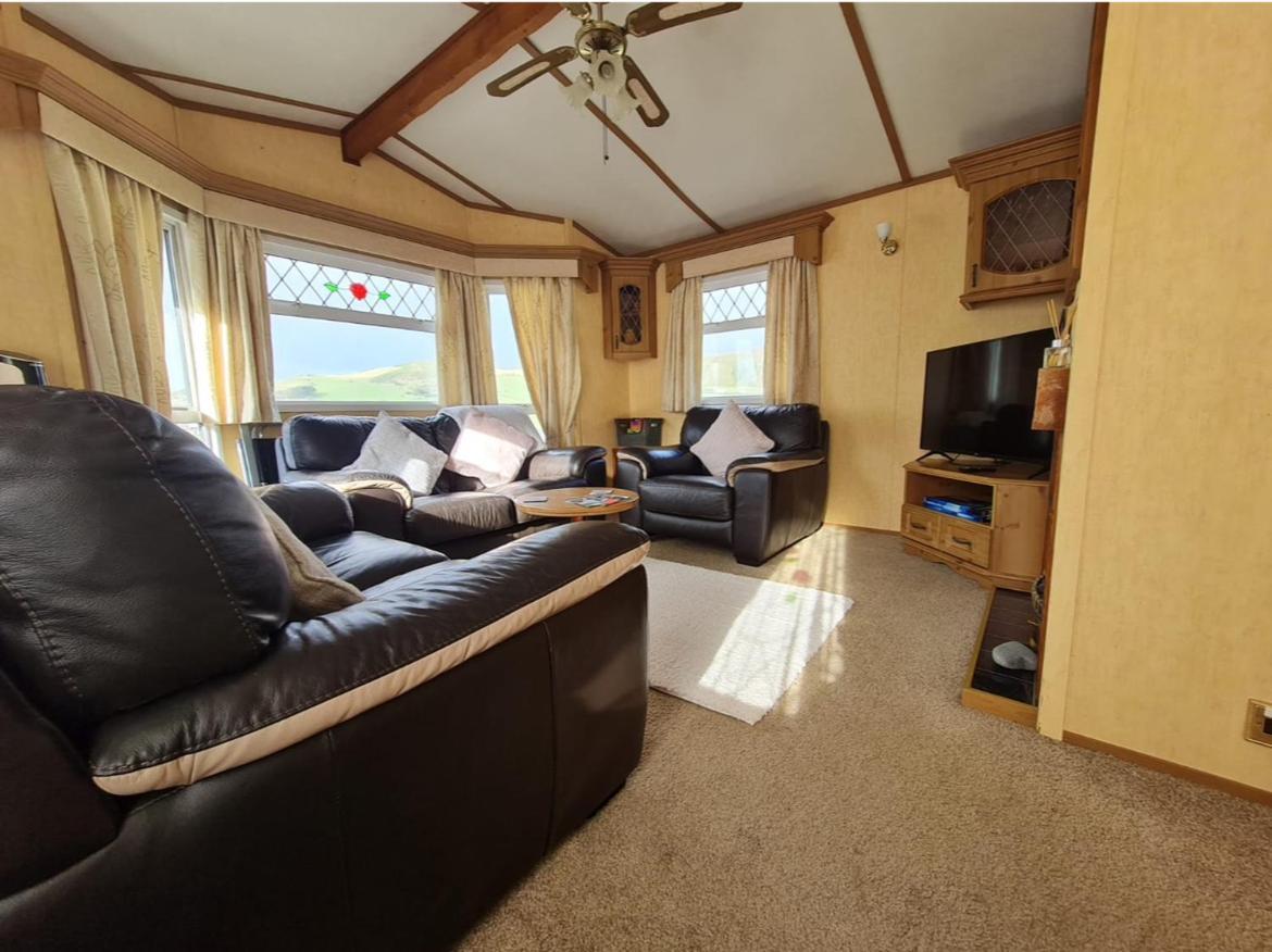Spacious Luxury Escape With Sea Views And Pet Friendly At Clarach Bay Aberystwyth Bagian luar foto