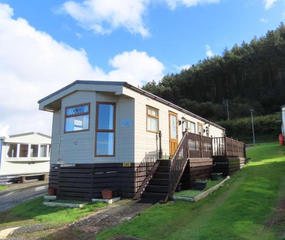 Spacious Luxury Escape With Sea Views And Pet Friendly At Clarach Bay Aberystwyth Bagian luar foto