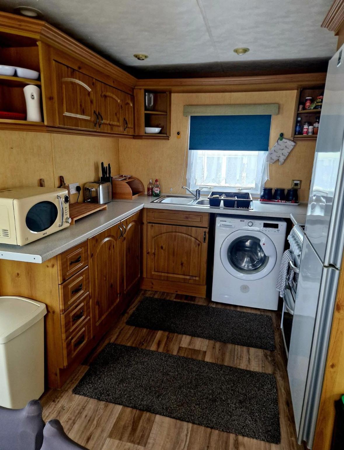 Spacious Luxury Escape With Sea Views And Pet Friendly At Clarach Bay Aberystwyth Bagian luar foto